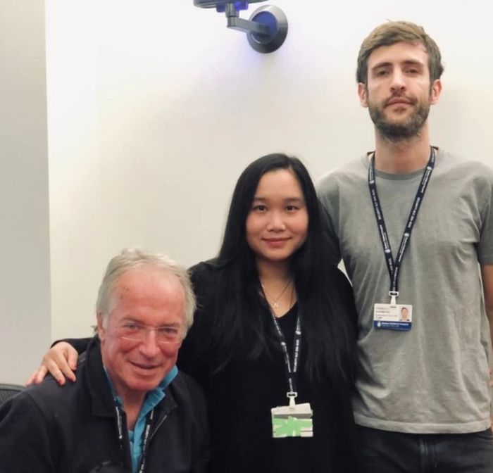 Nova bersama dua rekannya, Dr. Hidde Ploegh dan Dr. Thibault Harmand (foto: courtesy), yang meneliti vaksin Covid-19. 
