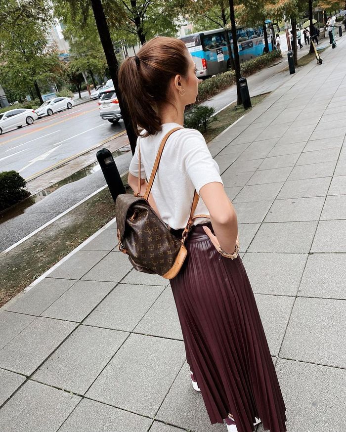 Tas Louis Vuitton yang dikenakan Yuki Kato.