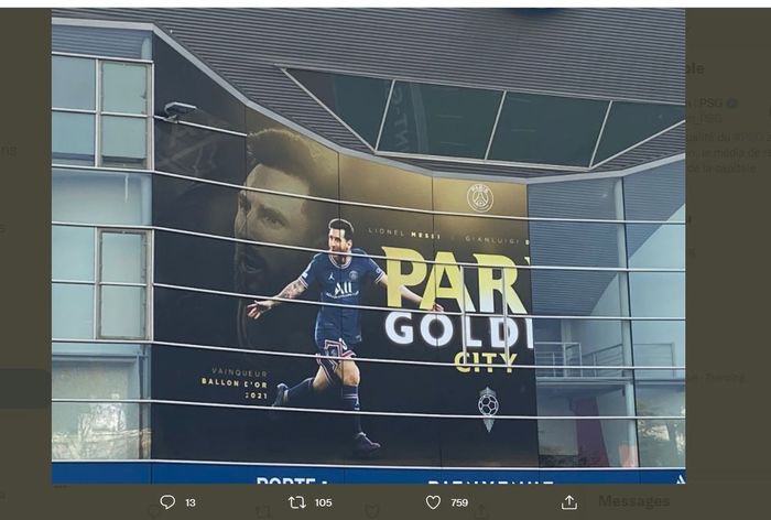 Persiapan pesta pameran trofi Ballon d'Or Lionel Messi di Stadion Parc des Princes jelang laga PSG vs Nice di Liga Prancis (1/12/2021).