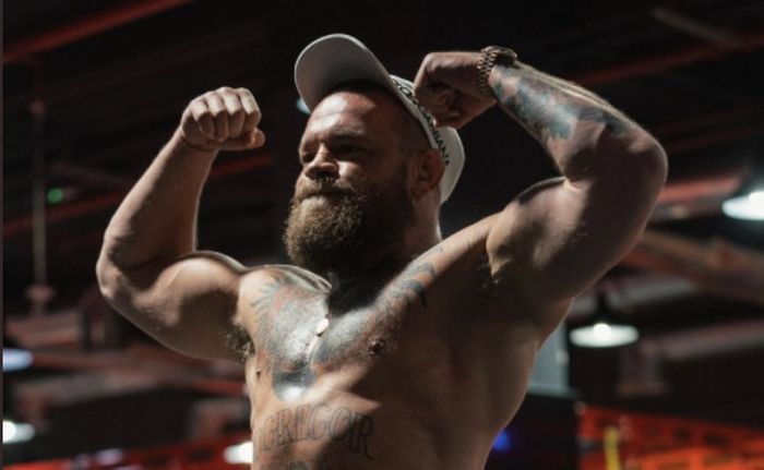 Penampakan Conor McGregor dengan berat badan 86,2 kg.