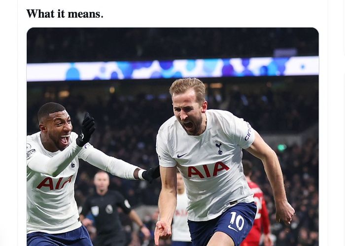 Reaksi penyerang Tottenham Hotspur, Harry Kane (kanan), usai mencetak gol ke gawang Liverpool pada lanjutan Liga Inggris di Tottenham Hotspur Stadium, London, Inggris, Minggu (19/12/2021)