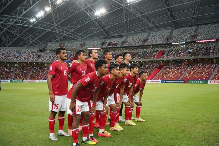 Skuad timnas Indonesia saat menghadapi Malaysia di Piala AFF 2020.