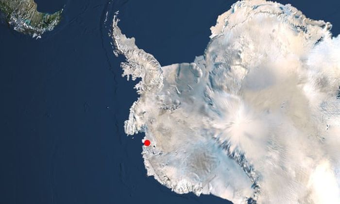 Lokasi Gletser Dwights di Antartika barat.