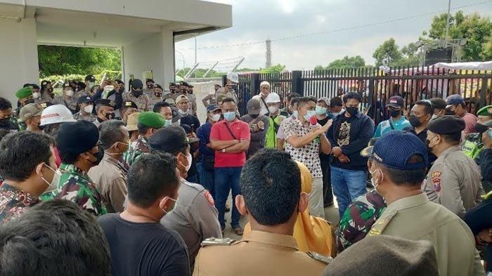 demo-warga-tuban-di-kilang-minya-20220125091517 demo-warga-tuban-di-kilang-minya-20220125091517