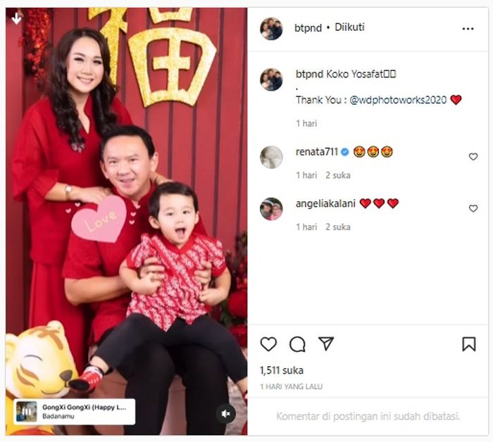 Ahok dan Puput pakai baju merah jelang perayaan Imlek