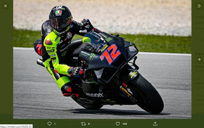 Pembalap Mooney VR46, Marco Bezzecchi, saat menjalani tes shakedown MotoGP di Sirkuit Sepang, Malaysia, 31 Januari 2022. 