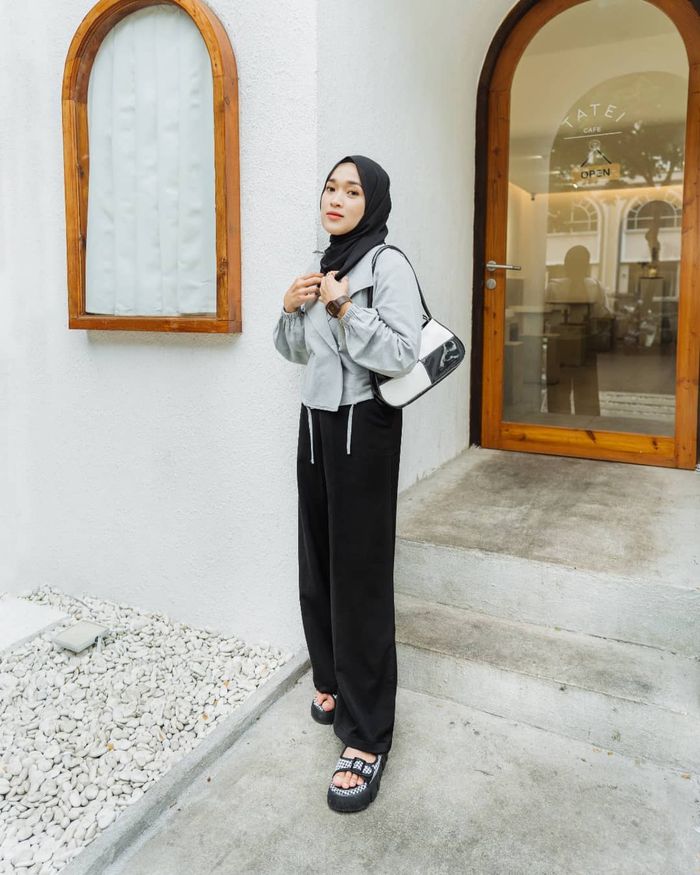 Monochrome hijab style 2025