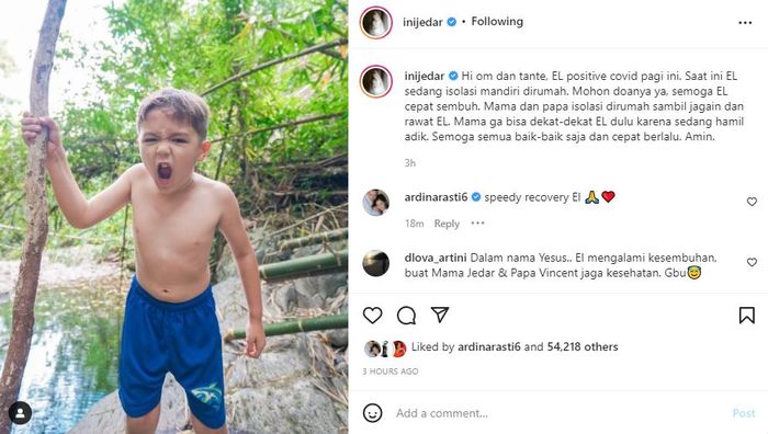 Unggahan Jessica Iskandar yang mengumumkan bahwa El Barack positif Covid-19.