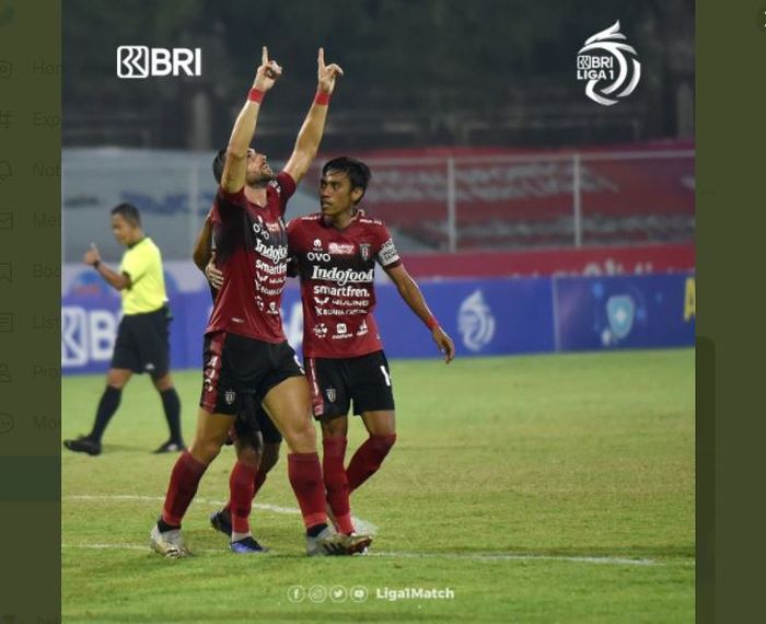 Ilija Spasojevic saat membawa menang Bali United menang 1-0 atas PSS Sleman setelah memanfaatkan blunder fatal kiper PSS Sleman, dalam laga pekan ke-25 Liga 1 2021-2022, di Stadion I Gusti Ngurah Rai, Denpasar, Bali, Rabu (16/2/2022).