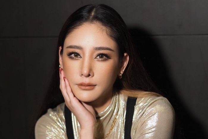 Artis Thailand, Nida Patcharaveerapong atau Tangmo Nida.