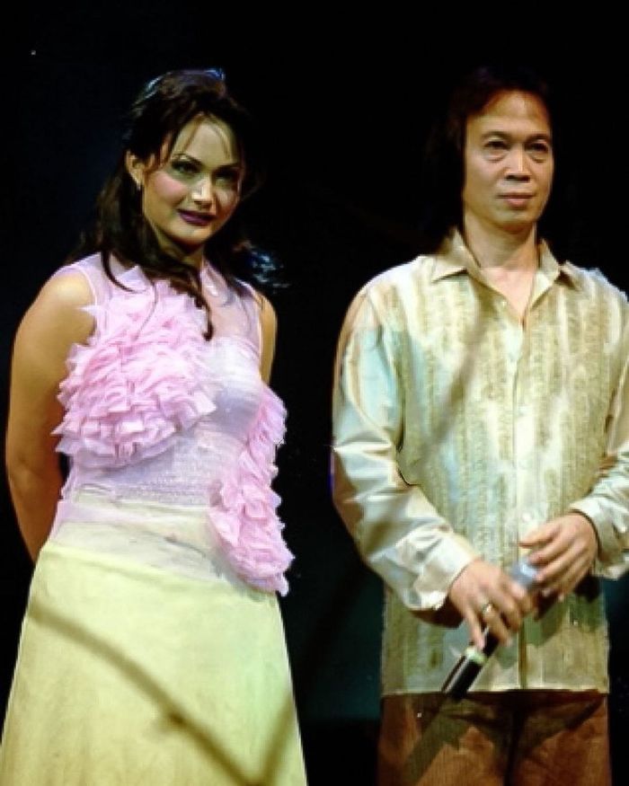 Potret Krisdayanti bersama sang legenda, Chrisye.