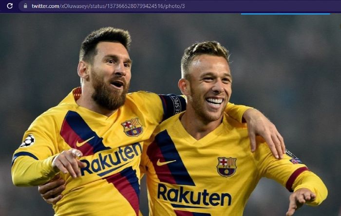 Lionel Messi (kiri) dan Arthur Melo saat sama-sama di Barcelona