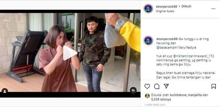 Uggahan Dewi Perssik.