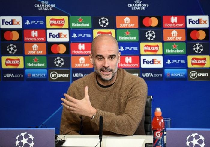 Pelatih Manchester City, Pep Guardiola, berbicara dalam konferensi pers di City Football Academy, Manchester, Inggris, 8 Maret 2022.