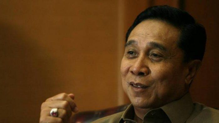 Ayah Enji Baskoro