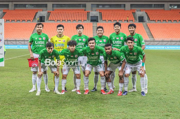 Skuat Indonesia All Star (skuad Indonesia All Star) sedang berfoto tim di Jakarta Internasional Stadium, Jakarta Utara, 17 April 2022.