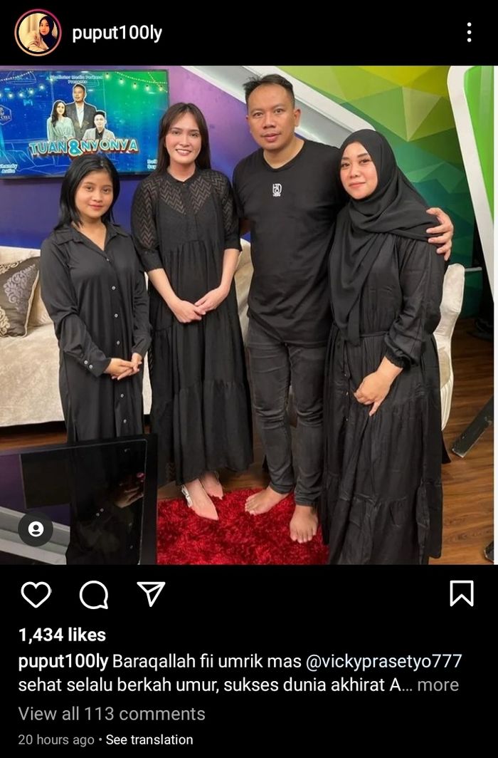 Vicky Prasetyo merangkul Puput