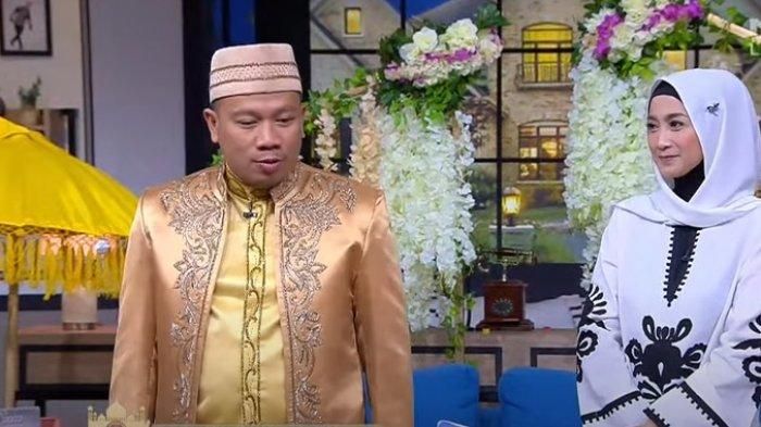 Vicky Prasetyo lamar Desy Ratnasari di lokasi syuting