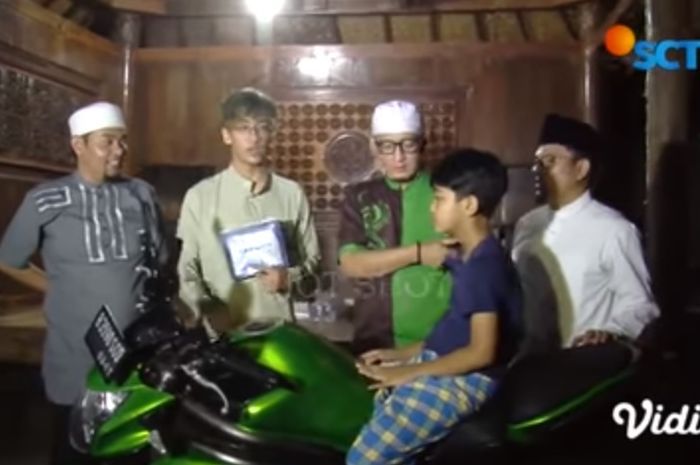Ustaz Zacky Mirza beli motor mendiang Uje