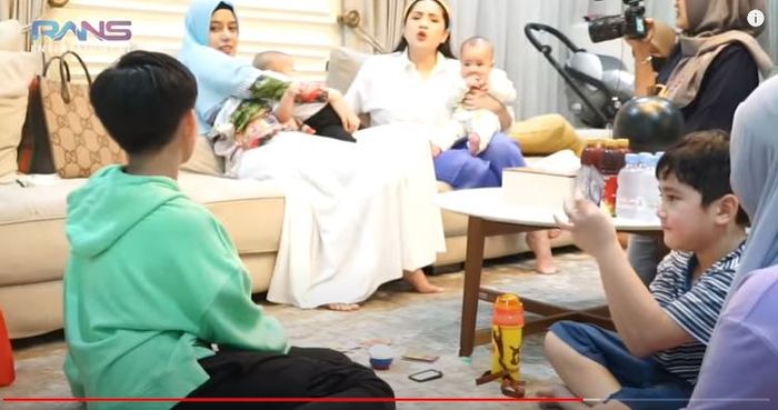 Nagita Slavia emosi, minta Rafathar tiru King Faaz