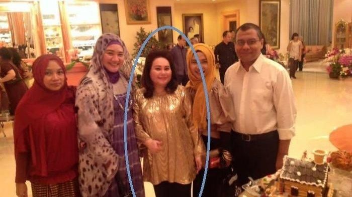Tri Hanurita mantan istri Irwan Mussry