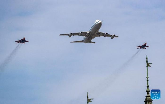 Ada 77 pesawat dan helikopter ikut serta dalam latihan di Moskow