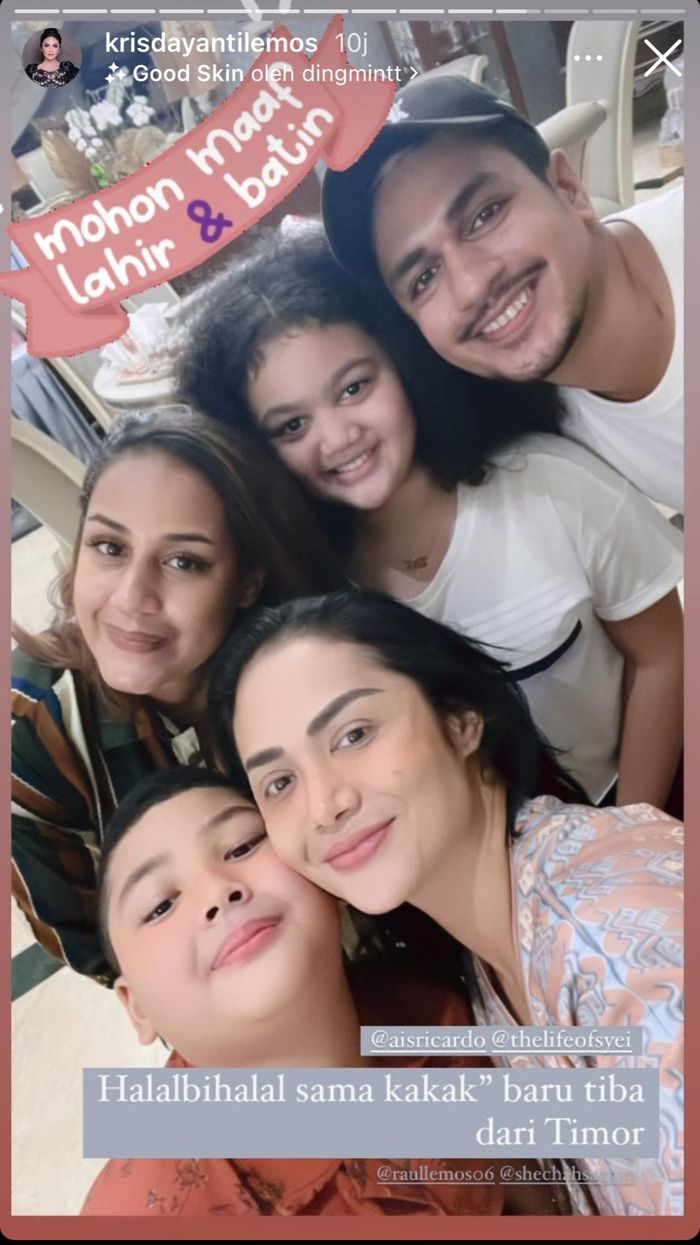 Krisdayanti dan anak-anak Raul Lemos dan Sechah Sagran