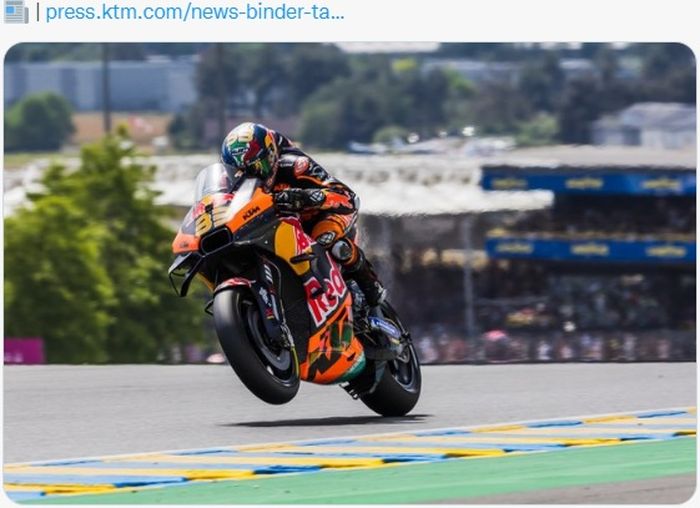 Aksi Brad Binder kala mengaspal di MotoGP Prancis 2022, Minggu (15/5/2022) di Sirkuit Bugatti, Prancis.