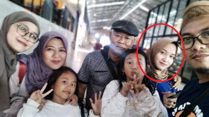 Kebersamaan Kakek Sondani dan Fia