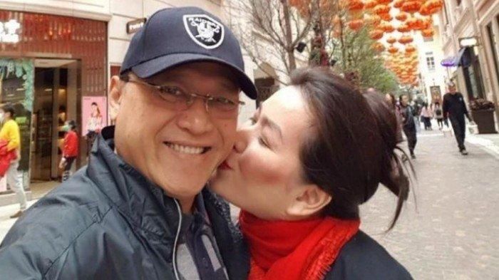 Mario Teguh dan istrinya
