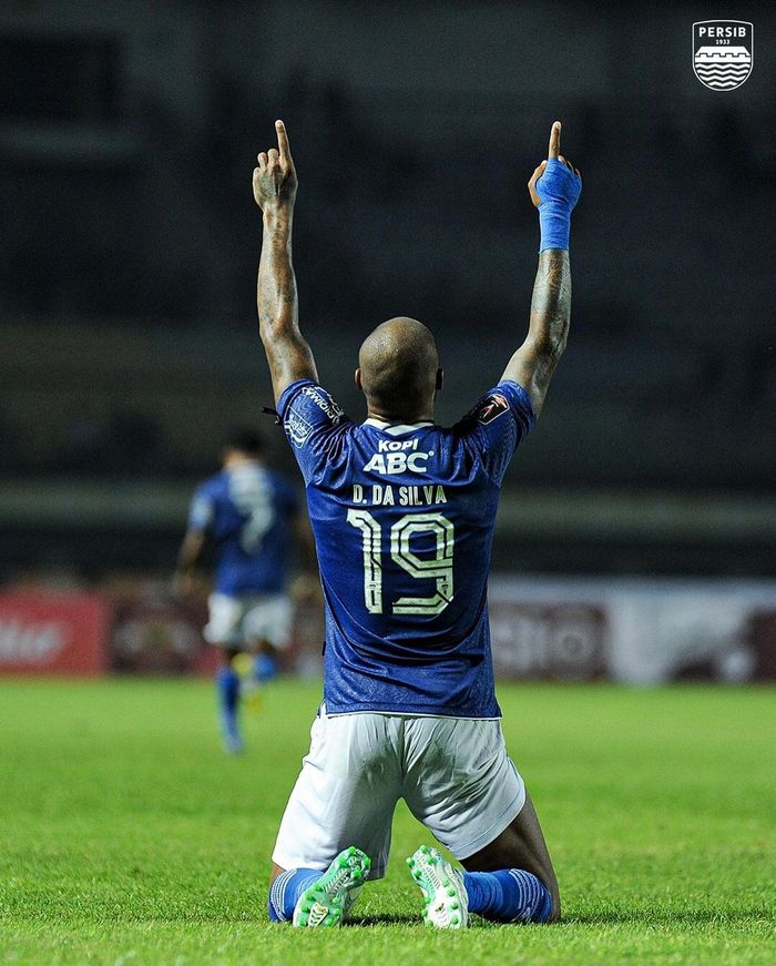 Pemain Persib Bandung, David da Silva, saat melakukan selebrasi setelah mencetak ke gawang Bali United pada laga penyisihan Grup C Piala Presiden 2022 di Stadion Gelora Bandung Lautan Api (GBLA), Minggu (12/6/2022).