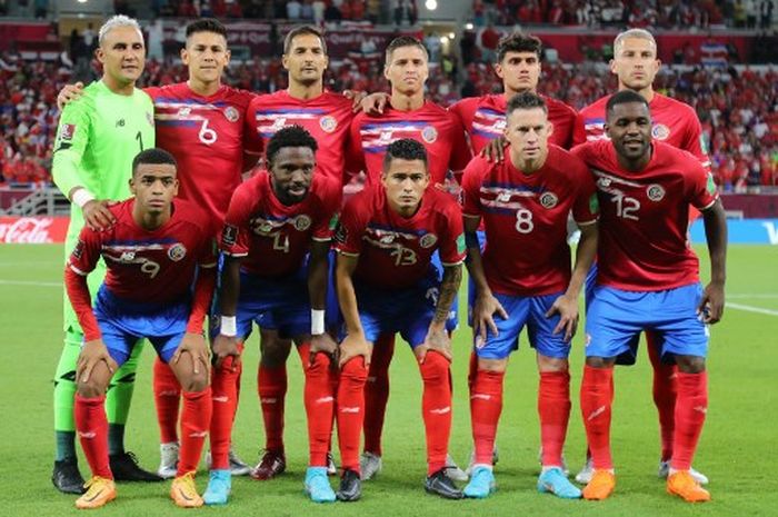 Pemain timnas Kosta Rika berpose jelang kick-off laga play-off Piala Dunia 2022 kontra Selandia Baru di Al Rayyan, Qatar (14/6/2022).