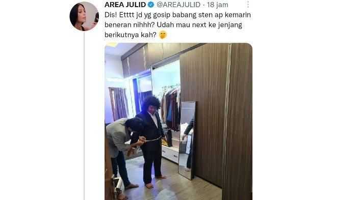 Marshel Widianto yang dikabarkan fitting baju nikah