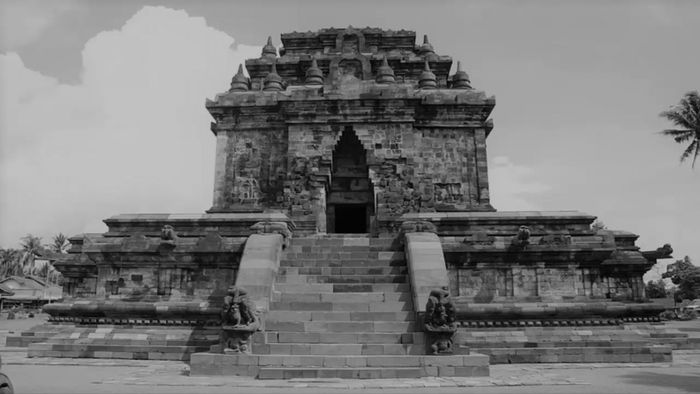 7 Prasasti Peninggalan Kerajaan Tarumanegara, Ada Bekas Tapak Kaki