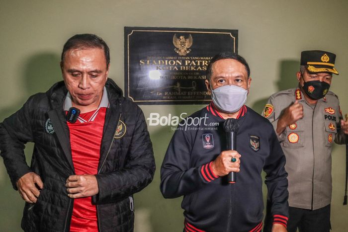 Menpora Zainudin Amali dan Ketua Umum PSSI Mochamad Iriawan di Stadion Patriot Candrabhaga Bekasi, Sabtu (2/7/2022)