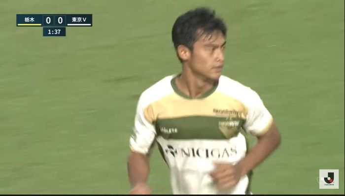 Pratama Arhan tampil dalam laga Tochigi SC Vs Tokyo Verdy pada pekan ke-25 J2 League, di Kanseki Stadium Tochigi, pada Rabu (6/7/2022) sore WIB.  