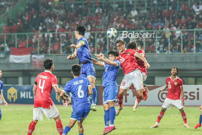 Penyerang timnas U-19 Indonesia, Rabbani Tasnim, mencetak gol keempat Garuda Nusantara dalam laga Grup A Piala AFF U-19 2022 melawan Filipina, Jumat (8/7/2022) di Stadion Patriot Candrabhaga, Bekasi.