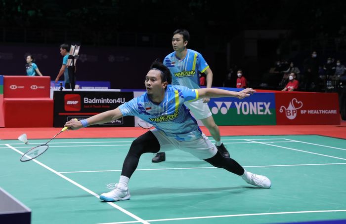 Aksi Mohammad Ahsan/Hendra Setiawan pada babak semifinal Malaysia Masters 2022, Sabtu (9/7/2022)