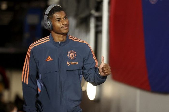 Marcus Rashford berpose jelang persiapan duel pramusim Manchester United lawan Melbourne Victory di Australia (15/7/2022).