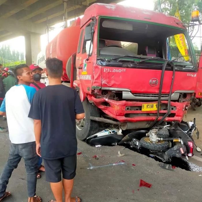 Penyebab Kecelakaan Maut Cibubur Dibeberkan, Begini Foto Penampakan ...