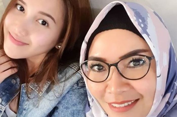 Ayu Ting Ting dan Umi Kalsum