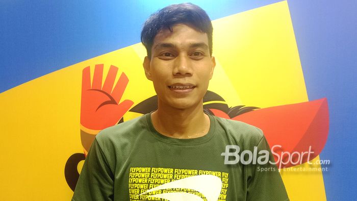 Atlet para bulu tangkis Indonesia, Suryo Nugroho, melengkapi kemenangan Indonesia atas Vietnam pada nomor beregu putra ASEAN Para Games 2022 di Editorium Universitas Muhammadiyah Surakarta, 31 Juli 2022.
