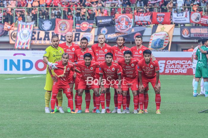 Skuat Persija Jakarta (skuad Persija Jakarta) sedang melakukan foto tim inti saat bertanding di Stadion Patriot Candrabhaga, Bekasi, Jawa Barat, 31 Juli 2022.