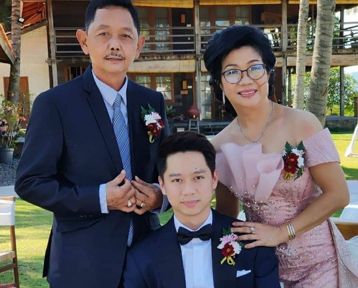 Kedua orang tua Kevin Sanjaya