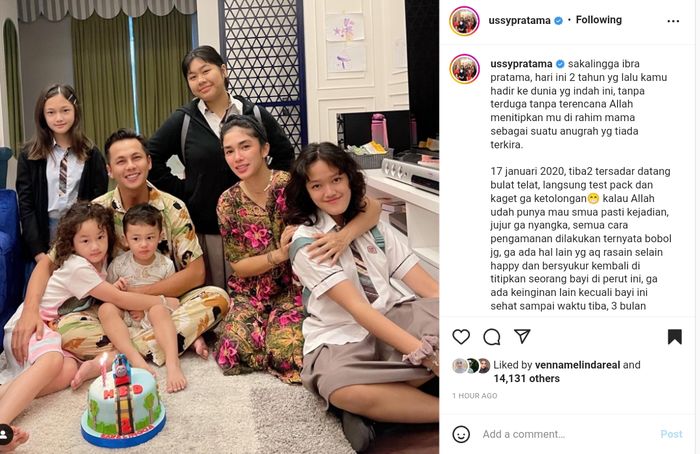 Ussy Sulistiawaty dan Andhika Pratama rayakan ulang tahun Sakalingga Ibra.
