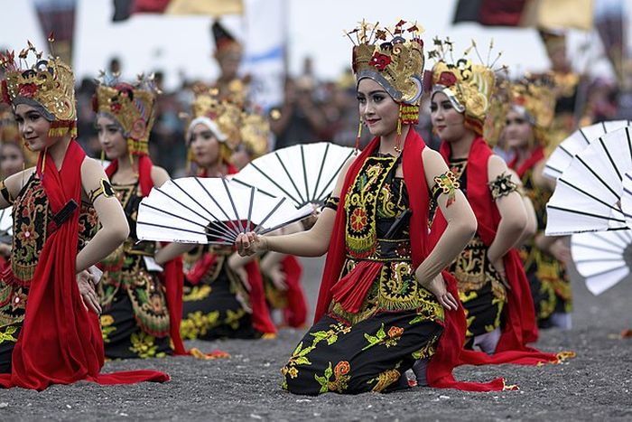 3 Fungsi Properti Tari Dalam Seni Tari Jawaban Materi Kelas 5 Sd Tema