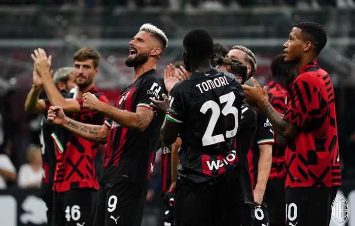 AC Milan berhasil memetik kemenangan tipis 3-2 atas rival sekota, Inter Milan dalam Derby della Madonnina di San Siro, Sabtu (3/9/2022) malam WIB.