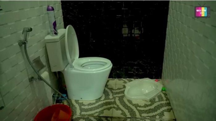 WC di rumah Ayu Ting Ting