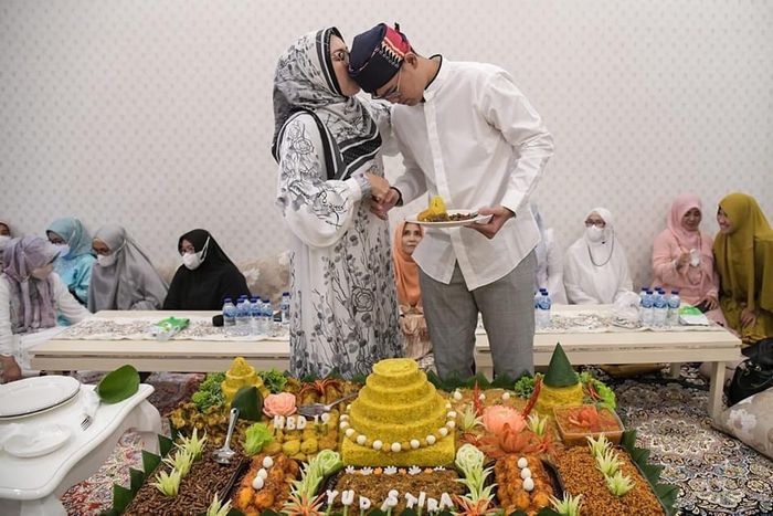 Ini 4 fakta Bupati Purwakarta Anne Ratna Mustika menggugat cerai anggota DPR Dedi Mulyadi. Foto sosoknya beredar.