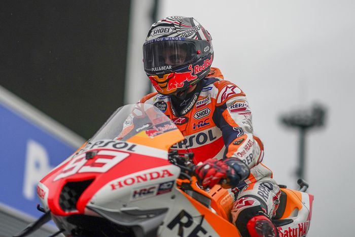 Aksi pembalap Repsol Honda Marc Marquez pada babak kualifikasi MotoGP Jepang 2022, Sabtu (24/9/2022)